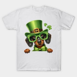 St Patricks Day Peeking Dachshund Dog T-Shirt